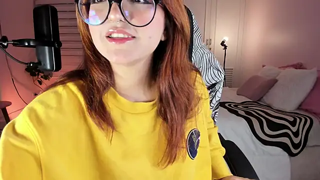 SweetJennaa online show from March 8, 2025, 4:12 am