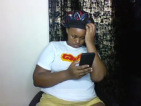 Candii wet  online show from March 11, 2025, 5:13 pm