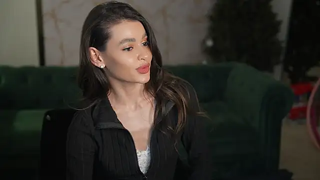 Snapshot of Gabriella054 chatting on February 1, 2025, 3:30 am Gabriella054 online show from February 1, 2025, 3:30 am