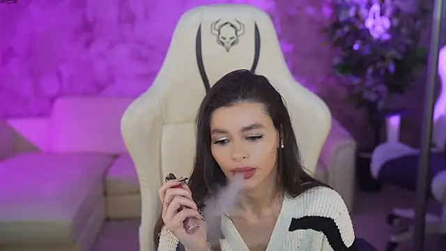 Snapshot of Gabriella054 chatting on March 7, 2025, 7:52 am Gabriella054 online show from March 7, 2025, 7:52 am