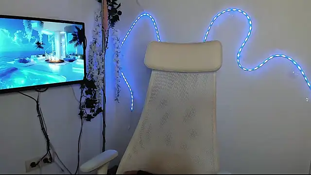 MiaRouge online show from January 21, 2025, 7:04 am