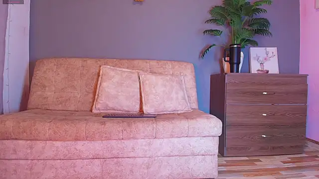 jade brunnette online show from April 23, 2026, 8:22 pm