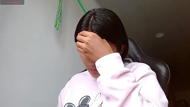 danna peterson1 online show from October 29, 2025, 5:25 pm