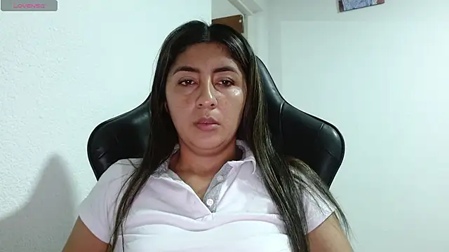 danna peterson1 online show from May 7, 2026, 12:05 am