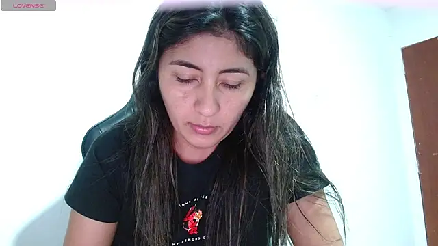 danna peterson1 online show from June 28, 2026, 8:59 pm