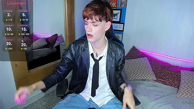 VladHellsing4 online show from February 11, 2025, 2:35 pm