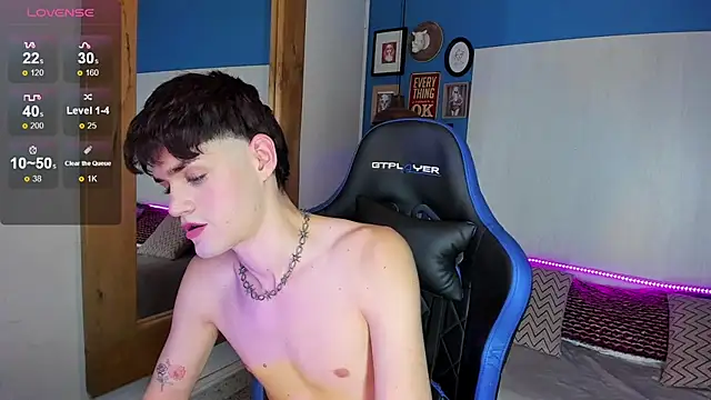 VladHellsing4 online show from February 28, 2025, 3:04 pm