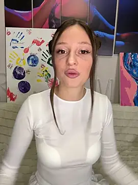 Kimsweet7 online show from September 18, 2025, 5:59 pm