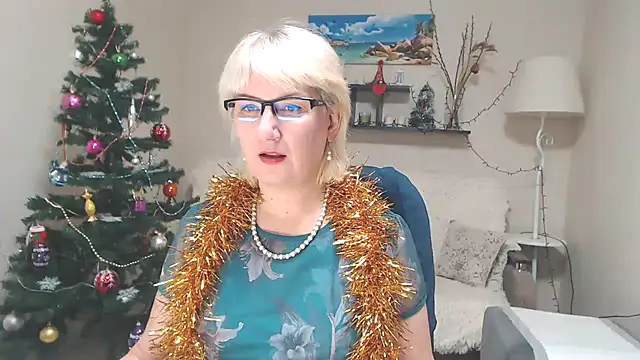 FleurMays online show from December 23, 2024, 3:18 am