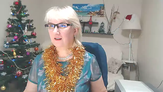 FleurMays online show from December 29, 2024, 11:07 am