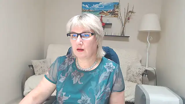 FleurMays online show from February 9, 2025, 12:30 pm