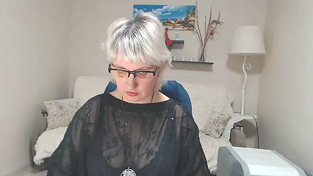 FleurMays online show from February 14, 2025, 11:42 am