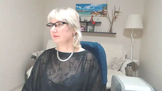 FleurMays online show from February 27, 2025, 11:41 am