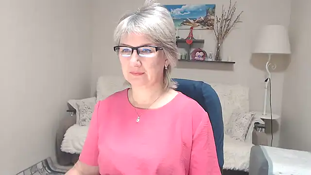 FleurMays online show from November 23, 2025, 4:56 am