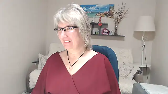 FleurMays online show from December 1, 2025, 5:01 am