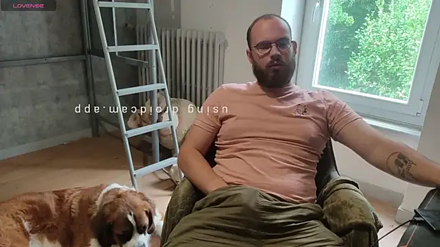 Snapshot of azagoul222 chatting on September 21, 2025, 4:08 pm azagoul222 online show from September 21, 2025, 4:08 pm