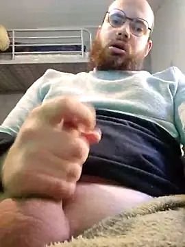 Snapshot of azagoul222 chatting on November 21, 2025, 9:52 am azagoul222 online show from November 21, 2025, 9:52 am