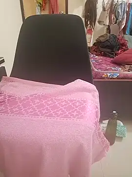 Snapshot of MakeMeCumAhh chatting on March 13, 2025, 1:43 am MakeMeCumAhh online show from March 13, 2025, 1:43 am