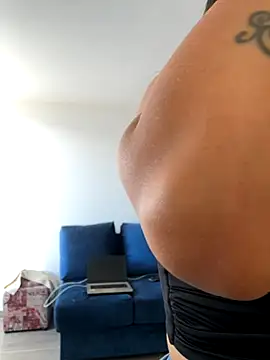 SofiaG  online show from November 6, 2025, 7:37 pm