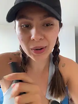 SofiaG  online show from February 17, 2026, 7:42 pm