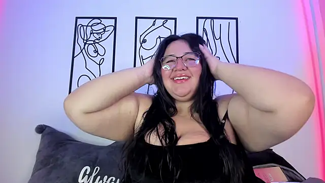 RubyPirsso18 online show from March 6, 2025, 7:21 pm