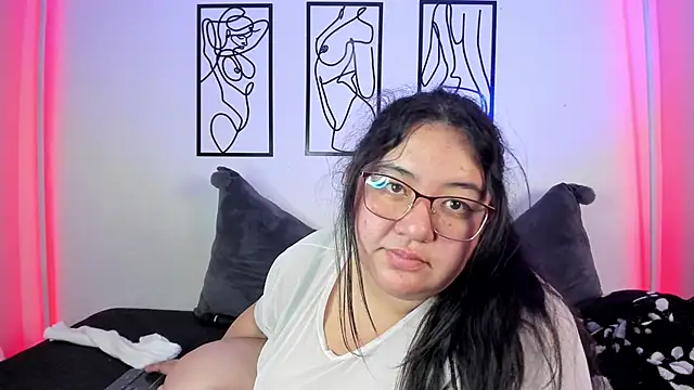 RubyPirsso18 online show from March 16, 2025, 1:17 am