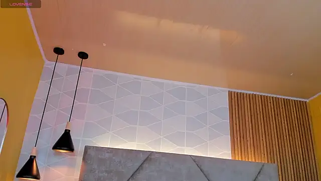 Ada  lee  online show from February 19, 2025, 11:28 am