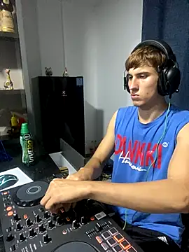 oliver Lz online show from October 16, 2025, 12:55 am