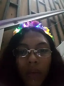 Lunita 5 online show from November 20, 2025, 11:26 pm