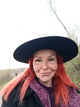 CassandraSandra44 online show from April 10, 2026, 4:17 am