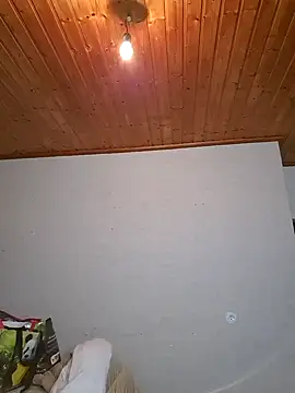 Jujuicy 97 online show from December 28, 2024, 7:43 pm