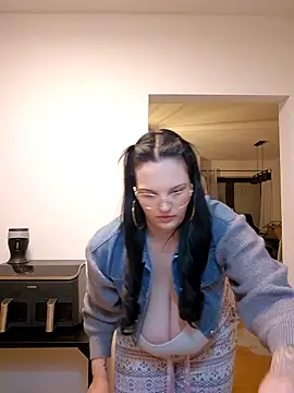 Jujuicy 97 online show from January 8, 2026, 5:04 pm