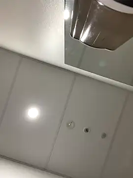 brooklynivy online show from October 11, 2025, 8:35 am