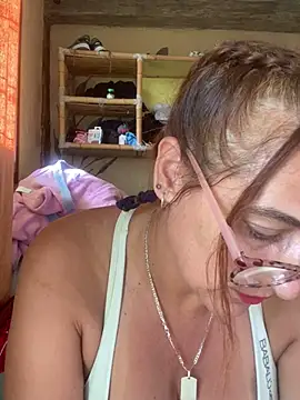 anastasia and jordan online show from February 23, 2025, 9:22 am