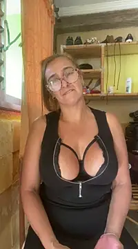 anastasia and jordan online show from March 5, 2025, 12:33 pm