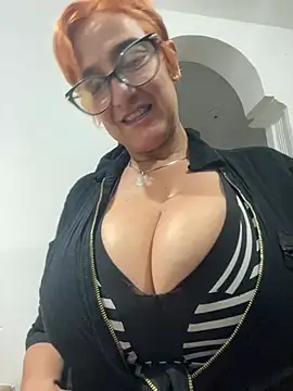 anastasia and jordan online show from March 3, 2026, 8:09 am