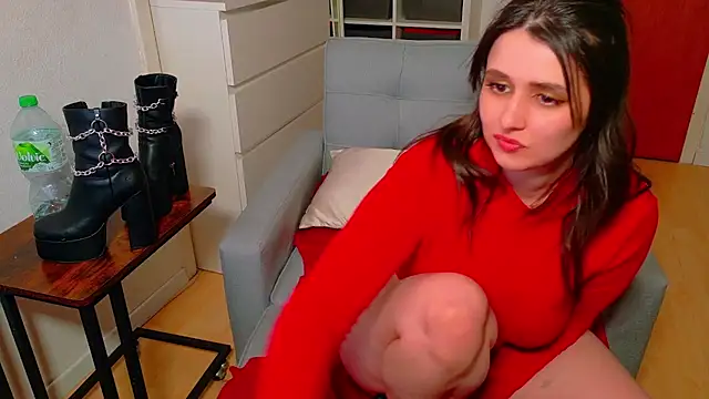 jenna-sxy19 online show from February 12, 2025, 9:33 pm