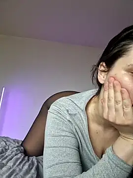 jenna-sxy19 online show from March 11, 2025, 1:45 pm