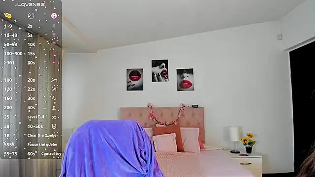  Charlotte evans 1 online show from March 17, 2025, 6:53 pm