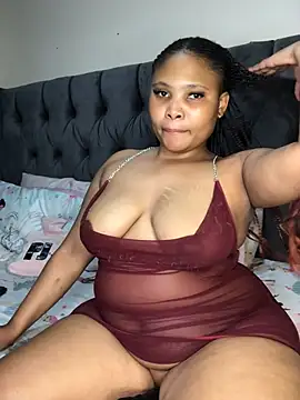 Anaelle24 online show from April 21, 2026, 7:14 am