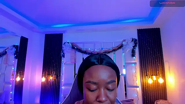 mia schwarz online show from December 15, 2025, 10:03 pm