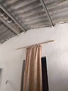 1CANDYLOVE online show from February 5, 2026, 6:12 pm