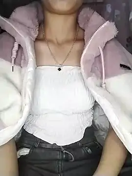 lytamye online show from March 7, 2025, 9:07 am