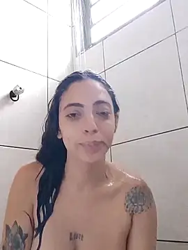 Sweet-diamondxxx online show from December 26, 2024, 1:10 pm