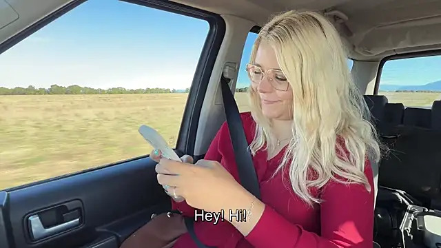 EmyLana online show from September 25, 2025, 8:18 am