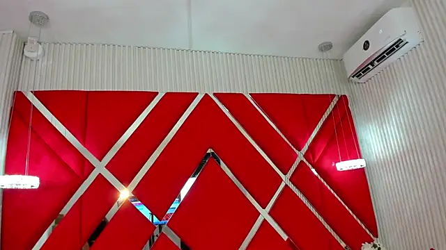 SusanCouper online show from September 9, 2025, 10:31 pm