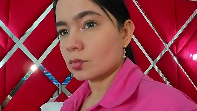 SusanCouper online show from January 16, 2026, 10:14 pm