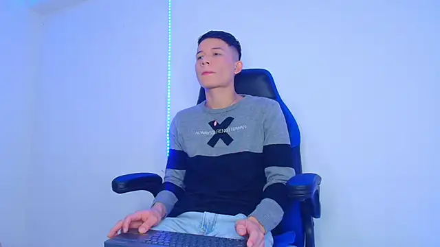 bryamer 19 online show from February 5, 2025, 1:47 am