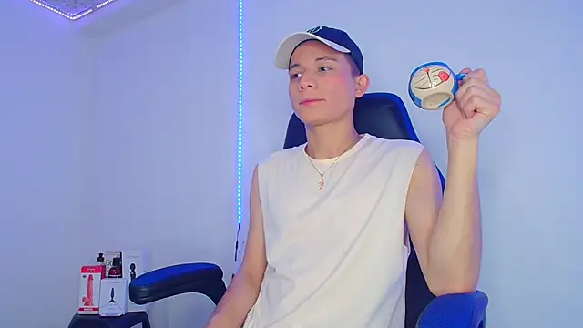 bryamer 19 online show from March 11, 2025, 1:59 am