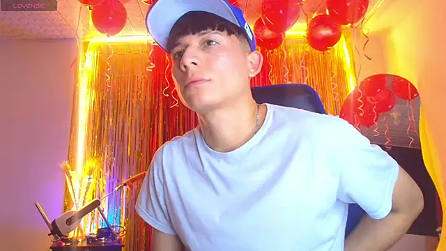 bryamer 19 online show from September 25, 2025, 8:29 am